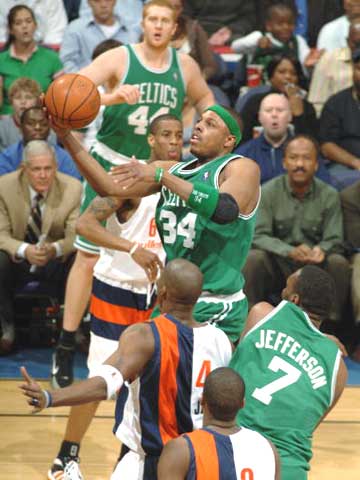 在草地赛场 在草地赛场