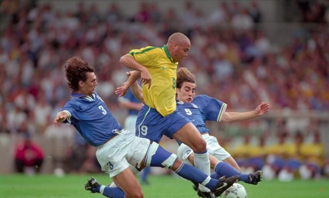 他在过去一 他在过去一