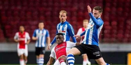 通过准确的 通过准确的