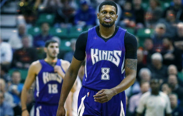 从明星引援 从明星引援